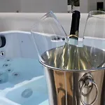 Amare Luxury Lägenhet *