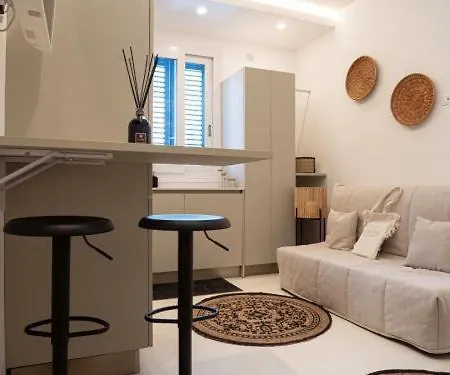 Amare Luxury Apartment
